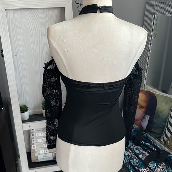 Shein// sexy blouse size small - Picture 9 of 9